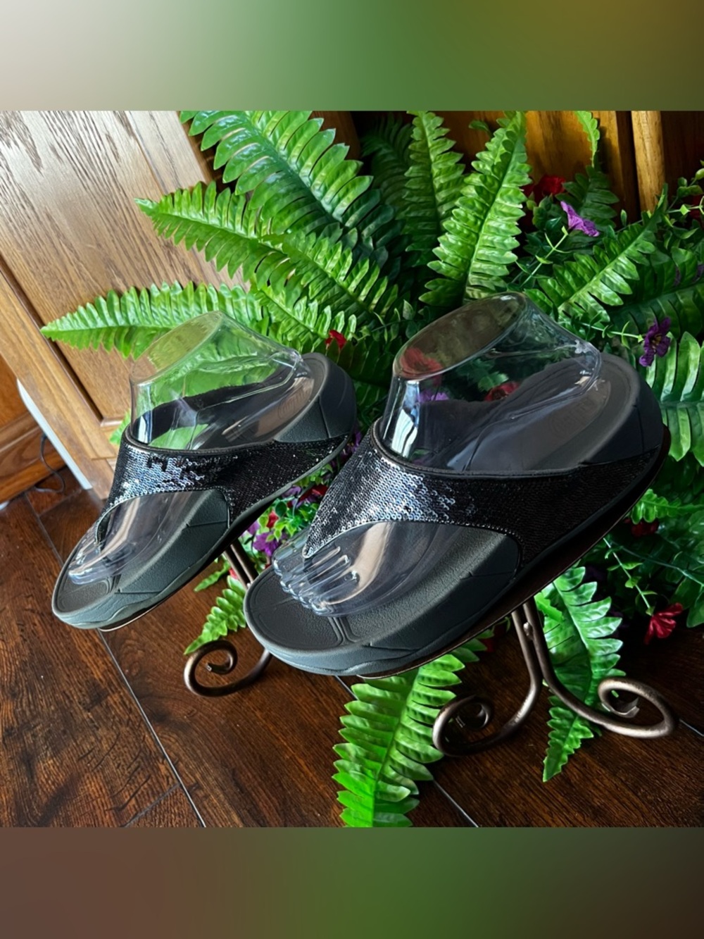 Fitflop Silver Sequin Sandal-Size 8 - Picture 13 of 17